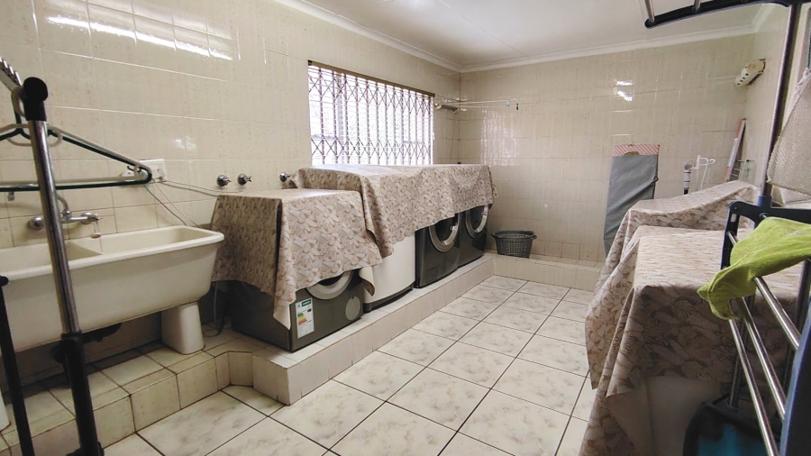 Commercial Property for Sale in Glen Donald A H Gauteng