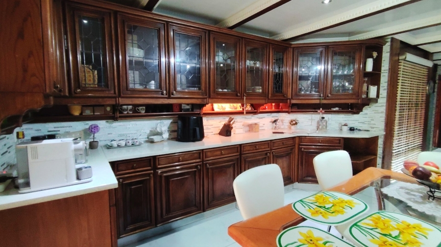 Commercial Property for Sale in Glen Donald A H Gauteng