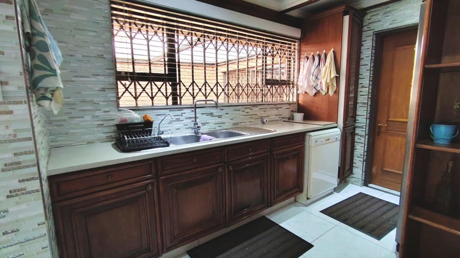 Commercial Property for Sale in Glen Donald A H Gauteng