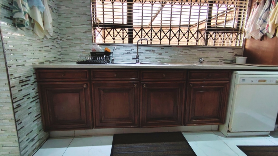 Commercial Property for Sale in Glen Donald A H Gauteng