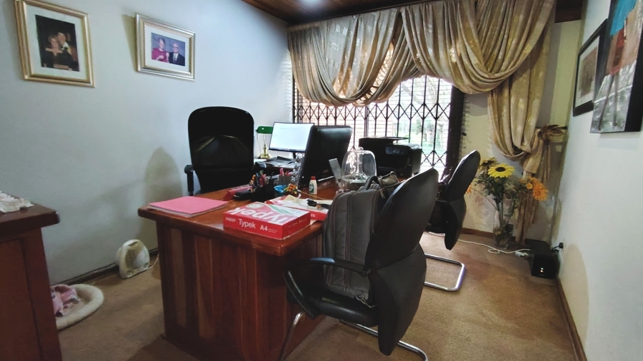 Commercial Property for Sale in Glen Donald A H Gauteng