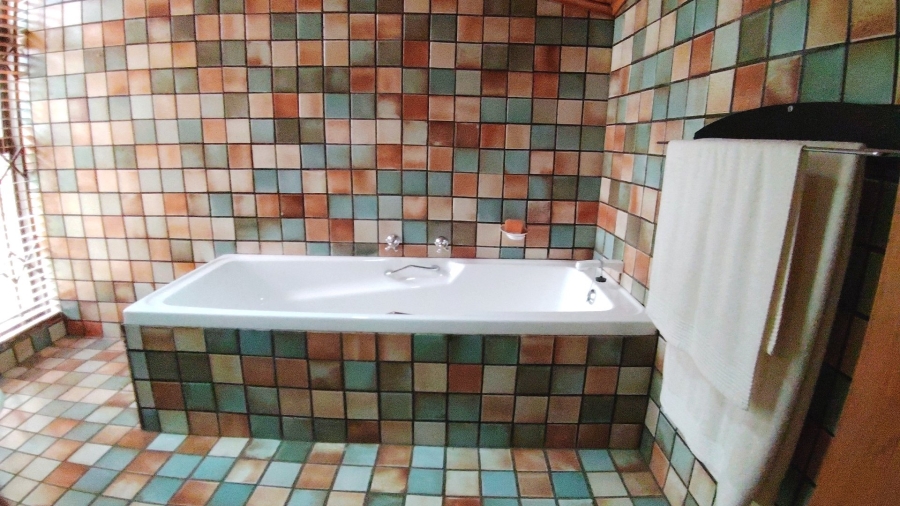 Commercial Property for Sale in Glen Donald A H Gauteng