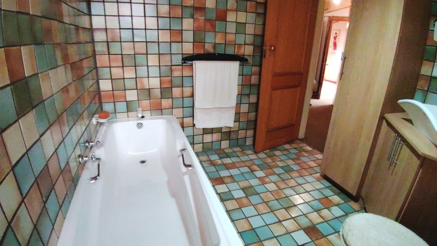 Commercial Property for Sale in Glen Donald A H Gauteng