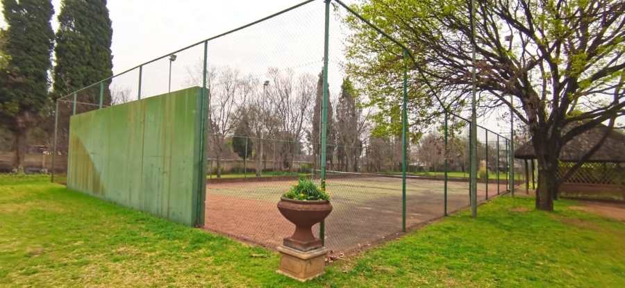 Commercial Property for Sale in Glen Donald A H Gauteng