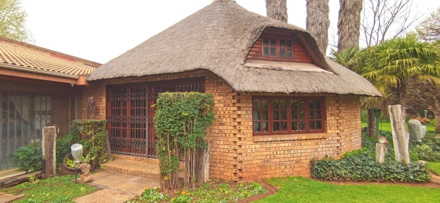 Commercial Property for Sale in Glen Donald A H Gauteng