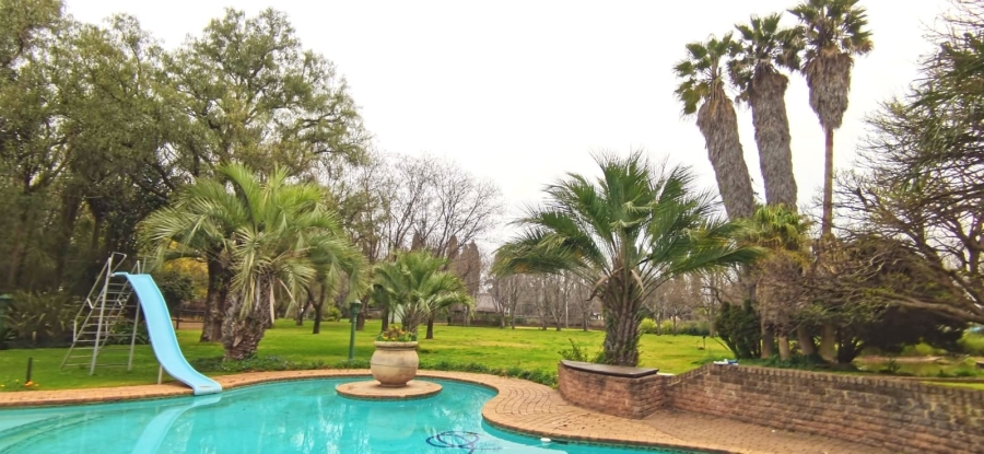 Commercial Property for Sale in Glen Donald A H Gauteng