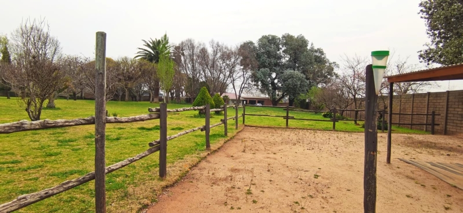 Commercial Property for Sale in Glen Donald A H Gauteng