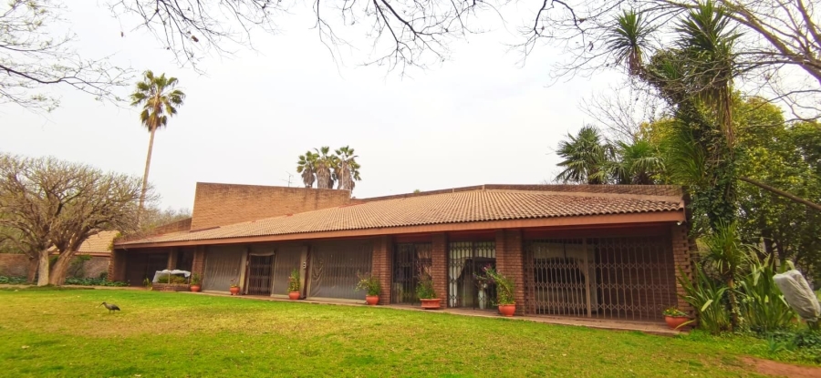 Commercial Property for Sale in Glen Donald A H Gauteng