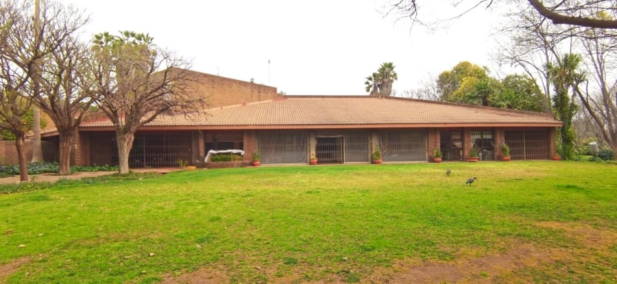 Commercial Property for Sale in Glen Donald A H Gauteng