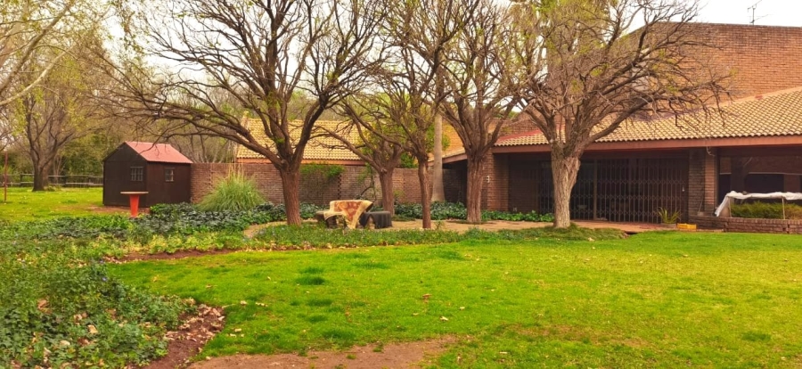 Commercial Property for Sale in Glen Donald A H Gauteng