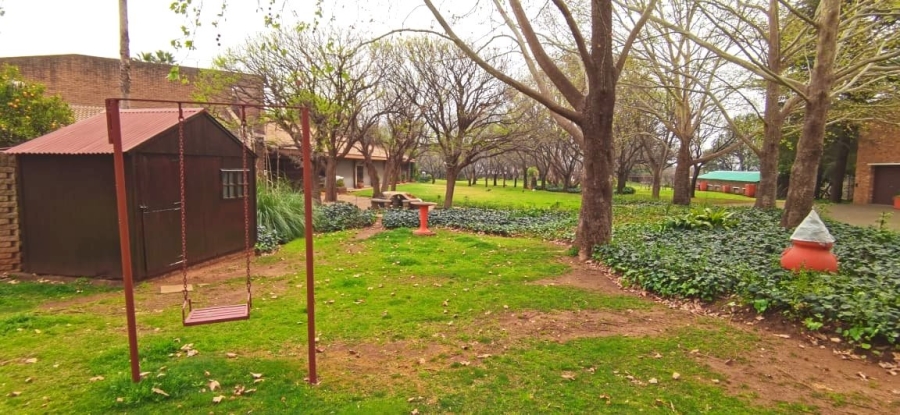 Commercial Property for Sale in Glen Donald A H Gauteng