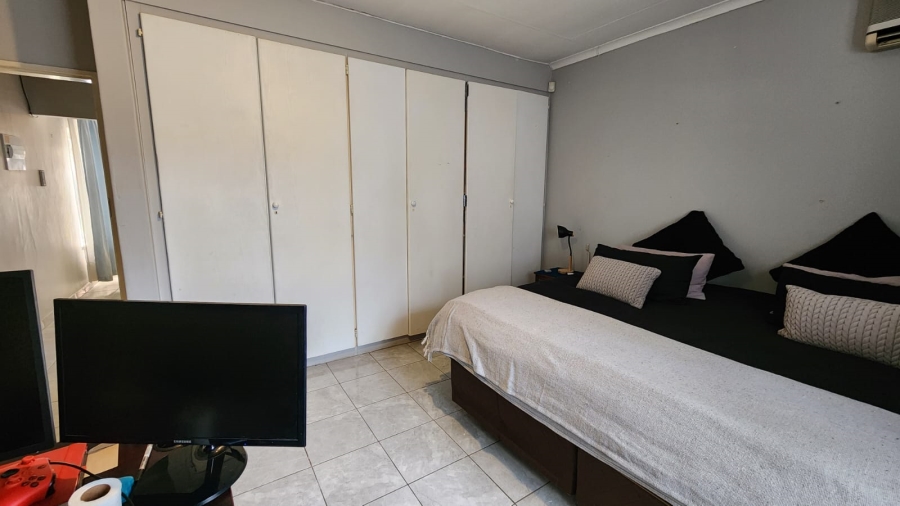 3 Bedroom Property for Sale in Theresa Park Gauteng