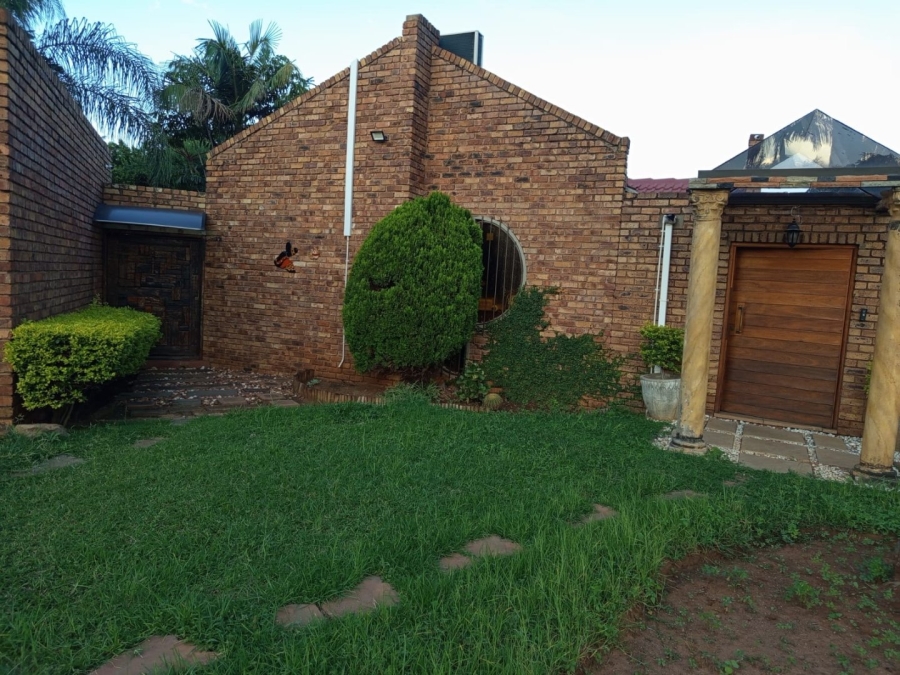 3 Bedroom Property for Sale in Karenpark Gauteng