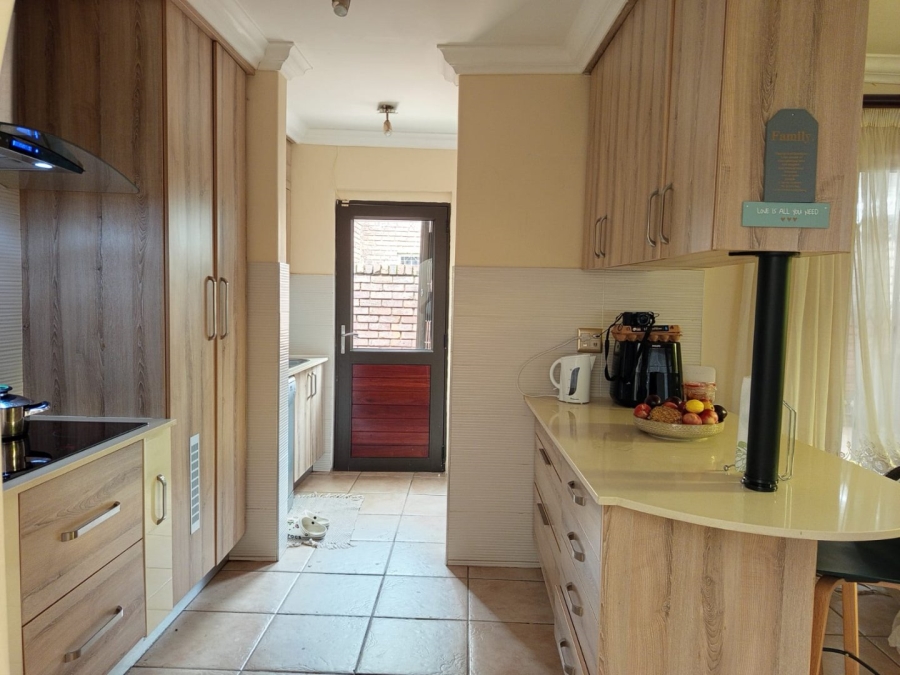 3 Bedroom Property for Sale in Karenpark Gauteng