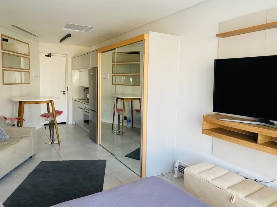 To Let 1 Bedroom Property for Rent in Waterfall Heights Gauteng