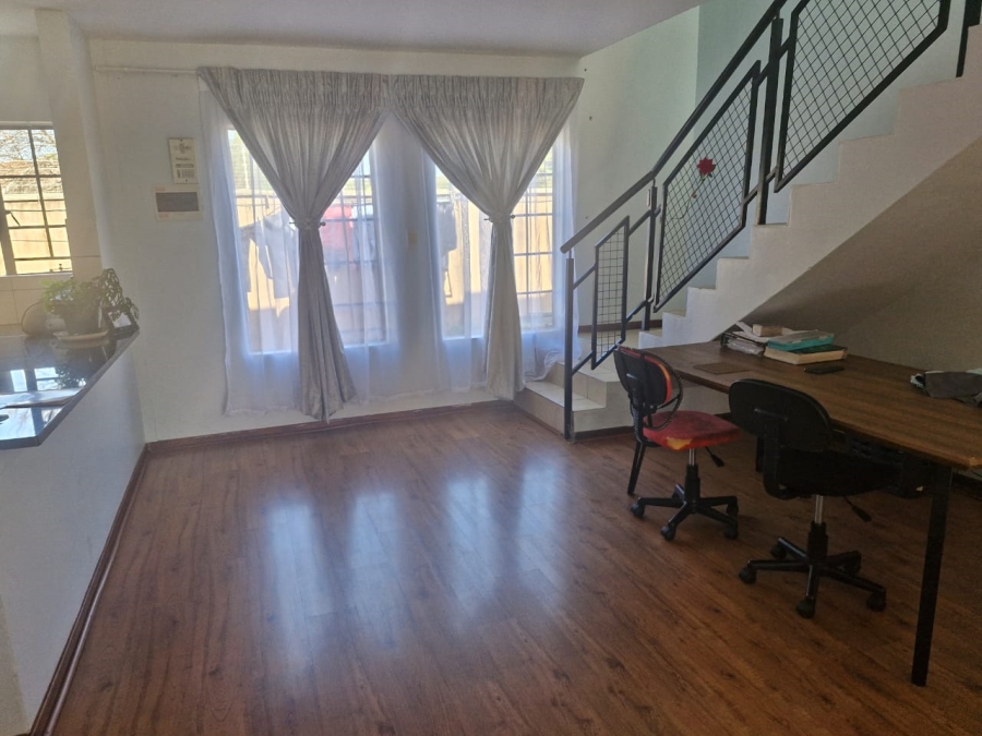 4 Bedroom Property for Sale in Theresa Park Gauteng