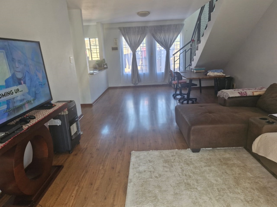 4 Bedroom Property for Sale in Theresa Park Gauteng