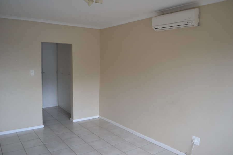 3 Bedroom Property for Sale in Florauna Gauteng