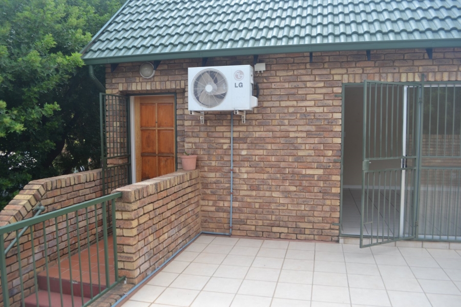 3 Bedroom Property for Sale in Florauna Gauteng