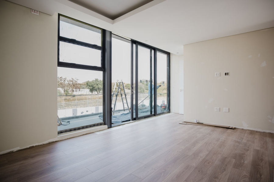 5 Bedroom Property for Sale in Serengeti Lifestyle Estate Gauteng
