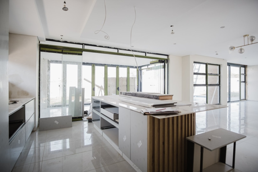 5 Bedroom Property for Sale in Serengeti Lifestyle Estate Gauteng