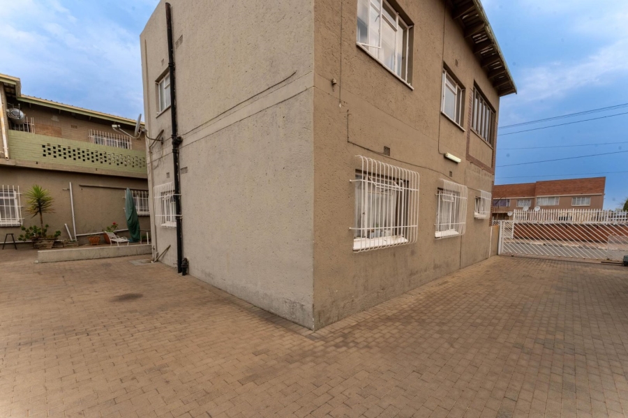 1 Bedroom Property for Sale in Homelake Gauteng