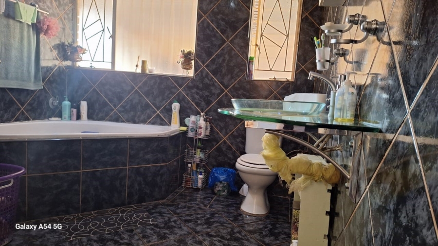 3 Bedroom Property for Sale in Dal Fouche Gauteng