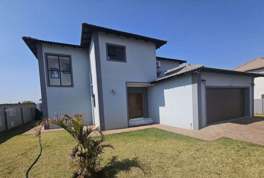 4 Bedroom Property for Sale in Halfway House Gauteng