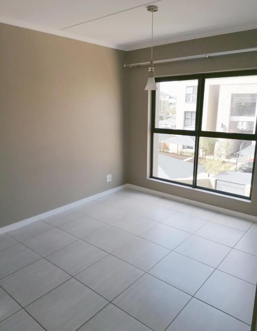 To Let 3 Bedroom Property for Rent in Waterfall Gauteng