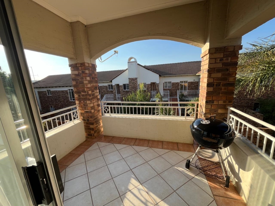 2 Bedroom Property for Sale in Moreleta Park Gauteng