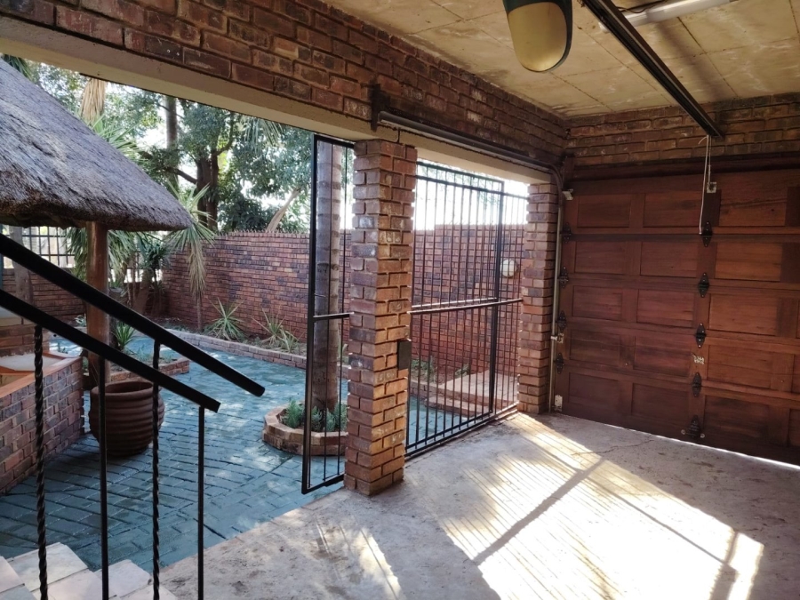 3 Bedroom Property for Sale in Theresa Park Gauteng