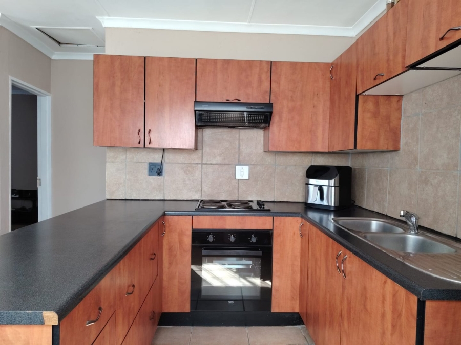 3 Bedroom Property for Sale in Theresa Park Gauteng