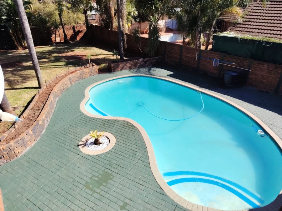 3 Bedroom Property for Sale in Theresa Park Gauteng