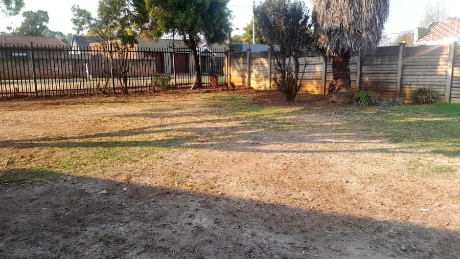 4 Bedroom Property for Sale in Doringkloof Gauteng