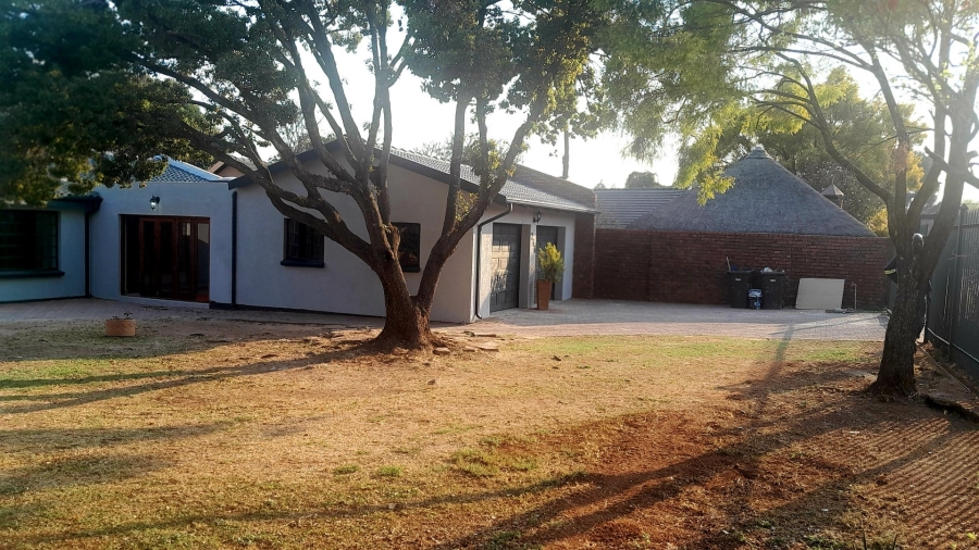 4 Bedroom Property for Sale in Doringkloof Gauteng