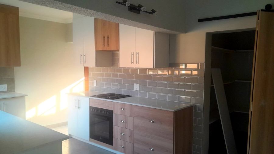 4 Bedroom Property for Sale in Doringkloof Gauteng