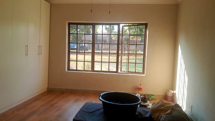 4 Bedroom Property for Sale in Doringkloof Gauteng
