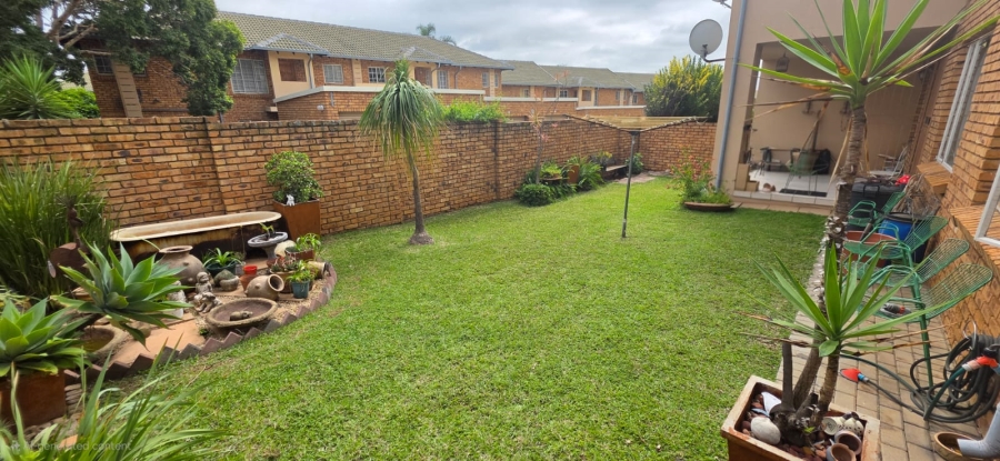 2 Bedroom Property for Sale in Amberfield Gauteng