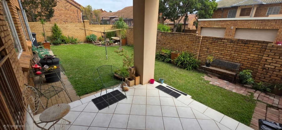 2 Bedroom Property for Sale in Amberfield Gauteng