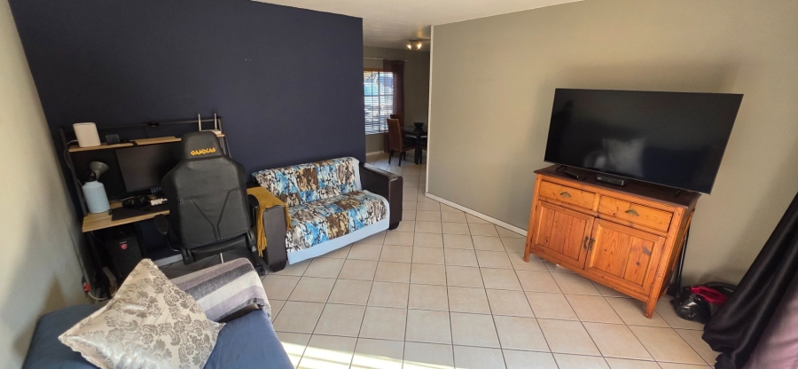 2 Bedroom Property for Sale in Amberfield Gauteng