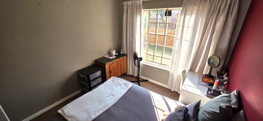 2 Bedroom Property for Sale in Amberfield Gauteng