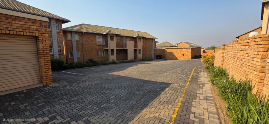 2 Bedroom Property for Sale in Amberfield Gauteng