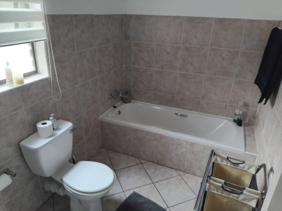 1 Bedroom Property for Sale in Noordhang Gauteng