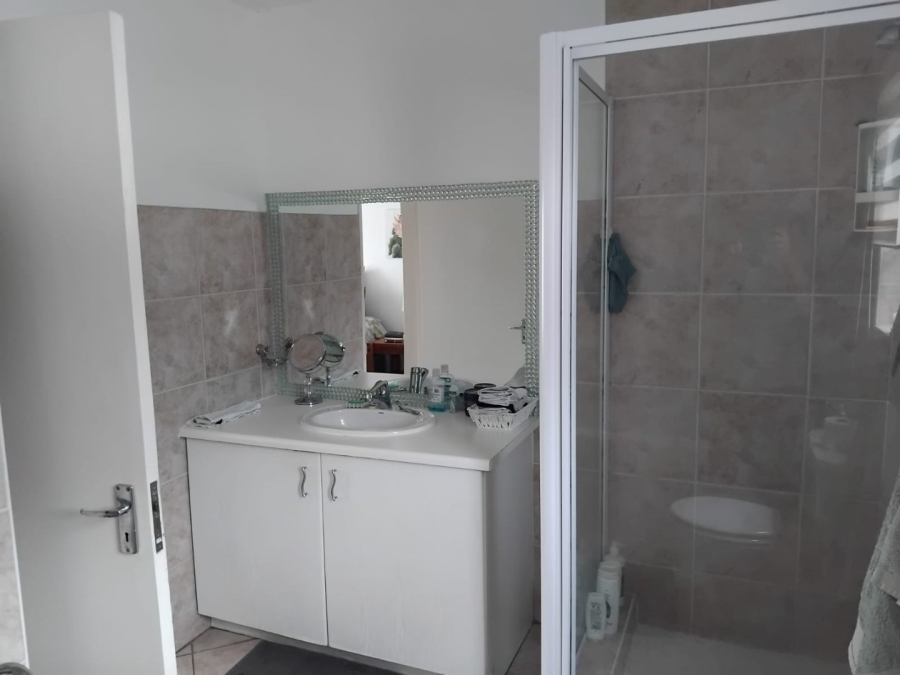 1 Bedroom Property for Sale in Noordhang Gauteng