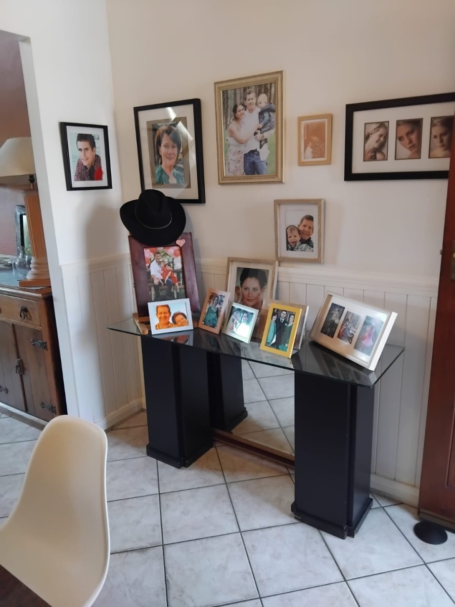 1 Bedroom Property for Sale in Noordhang Gauteng