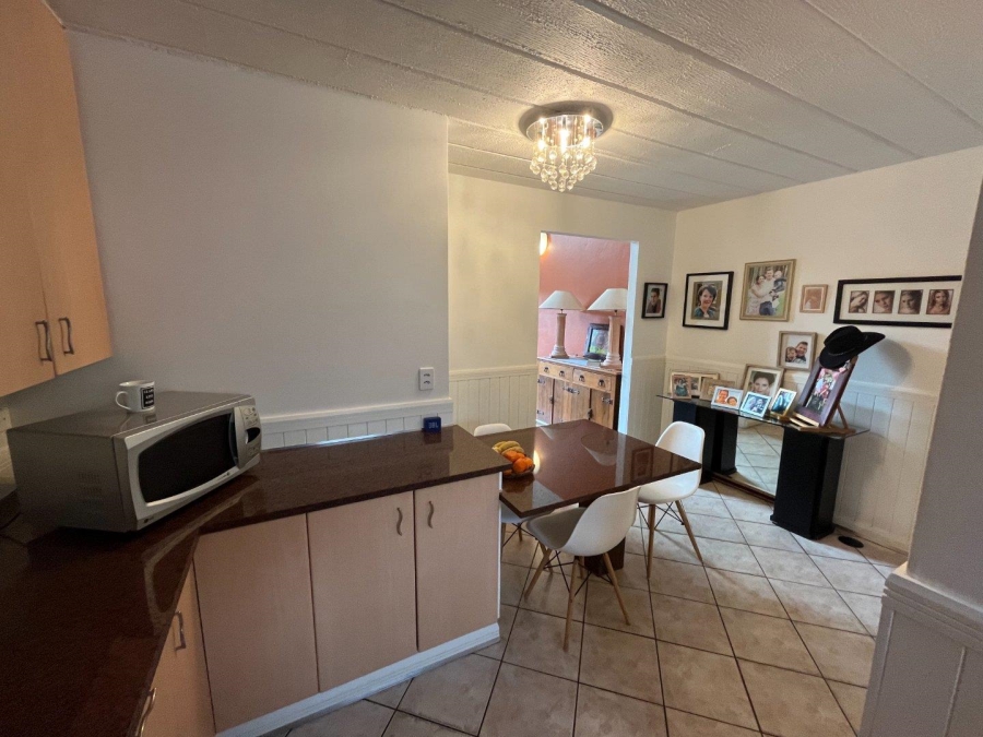 1 Bedroom Property for Sale in North Riding Gauteng