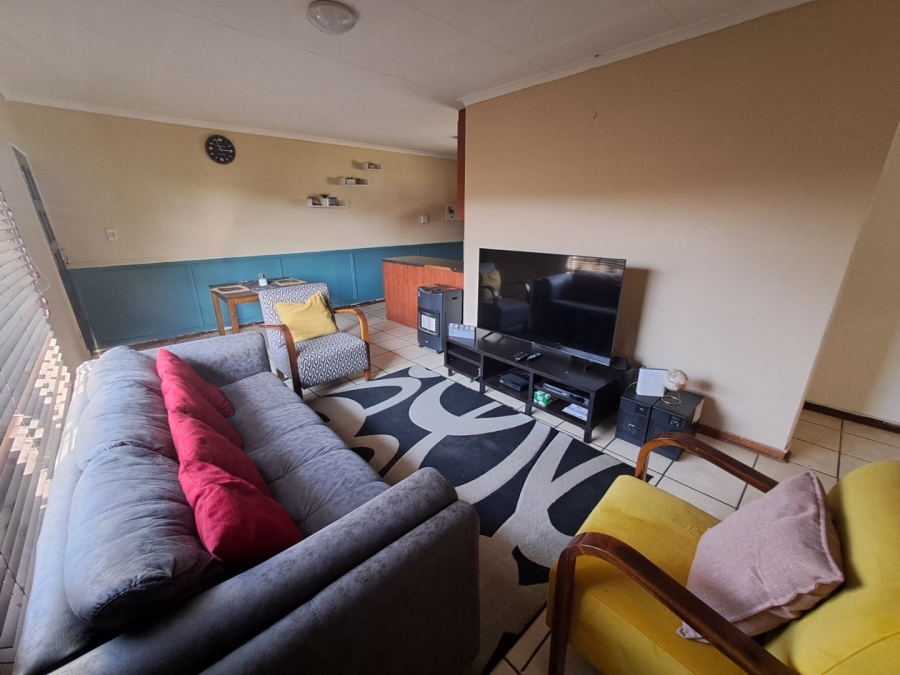 3 Bedroom Property for Sale in Roodepoort West Gauteng