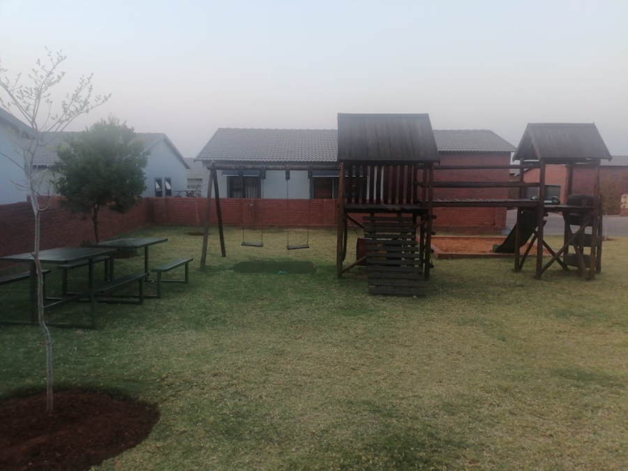 2 Bedroom Property for Sale in Amandasig Gauteng