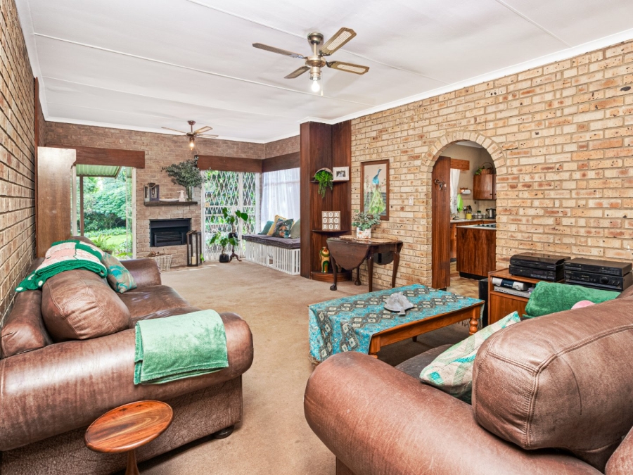 4 Bedroom Property for Sale in Hennopspark Gauteng
