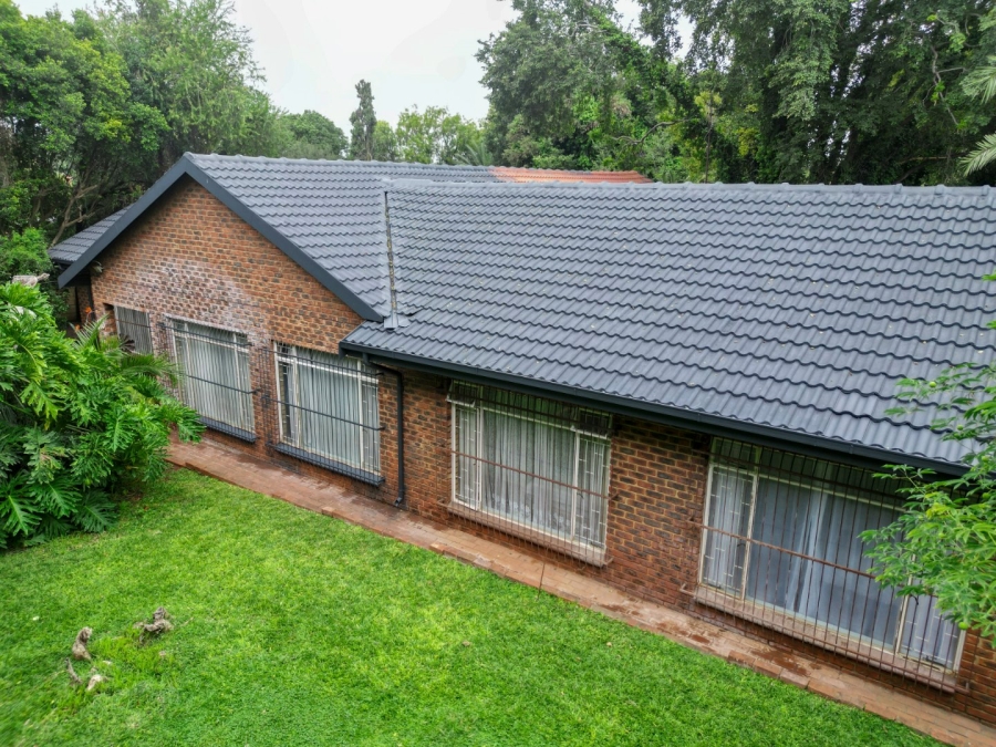 4 Bedroom Property for Sale in Hennopspark Gauteng